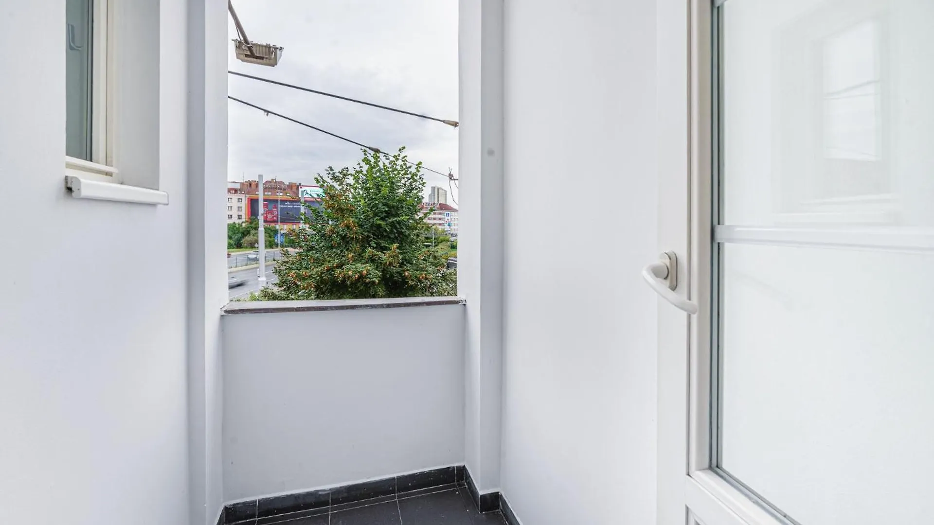 Apartment In Center Of Prague With Balcony